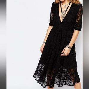 Free people lace dress. Perfect for holiday parties!